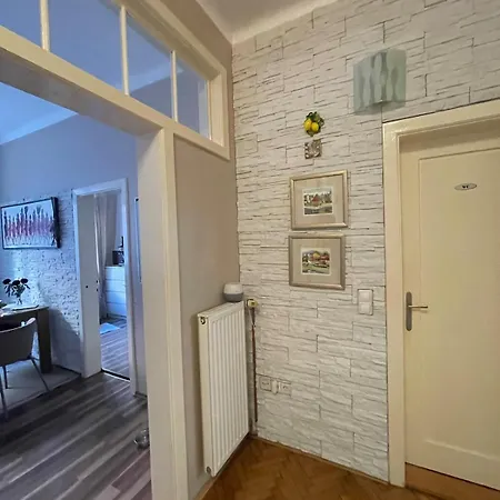 Neat And Comfortable Luxury Apartment Maribor